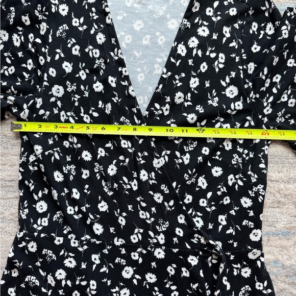 Ann Taylor Black and White Floral Dress - Picture 6 of 9
